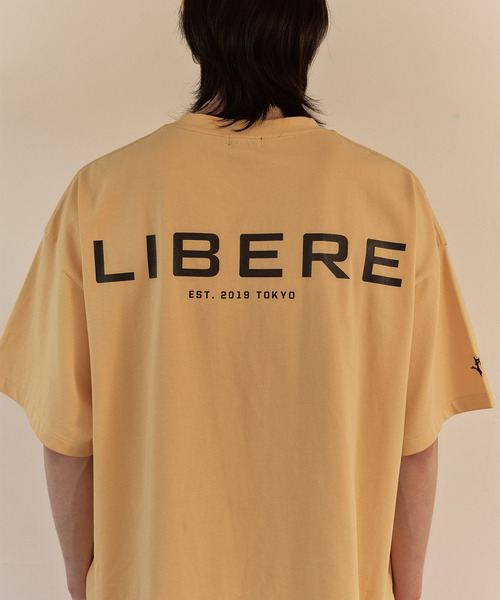 LIBERE（リベーレ）の「LIBERE リベーレ / LIBERE LOGO T-SHIRT ロゴプリントビッグシルエットTシャツ / 251207-251208-251209（Tシャツ/カットソー・メンズ・チャコール/ブラック/ゴールド・LARGE/MEDIUM/SMALL）」の13枚目の写真
