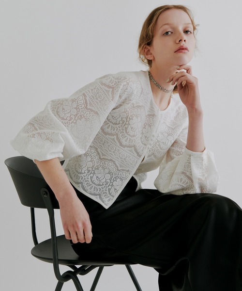 kiehtova(キエトヴァ)の「【kiehtova】LACE VOLUMESLEEVE BLOUSE/レース ボリュームスリーブ ブラウス KTWR27(シャツ/ブラウス・レディース・ホワイト/ブラック・FREE)」の9枚目の写真