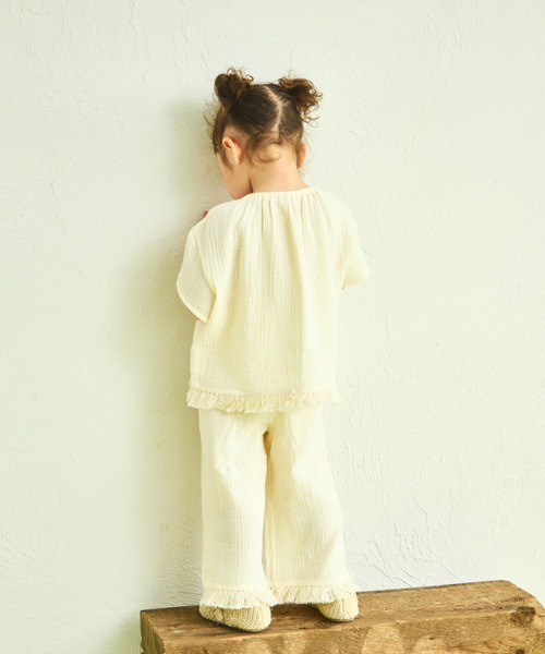 sea and shells by pairmanon（シーアンドシェルズバイペアマノン）の「【sea and shells by pairmanon】フリンジ付き リラックス セットアップ（その他ベビーウェア・キッズ・アイボリー/グリーン系その他/ブラウン・100/110/80/90）」の8枚目の写真