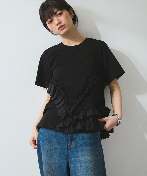 セール】【WEB限定】アシンメトリーラッフルトップス（Tシャツ