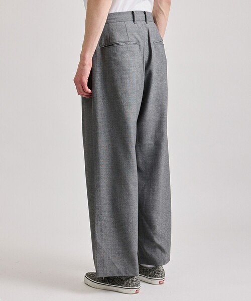 Saturdays NYC(サタデーズ ニューヨークシティ )の「Jordy Two Pleat Pant(スラックス・メンズ・ネイビー/ライトグレー・L/M/S/XL/X-SMALL)」の13枚目の写真