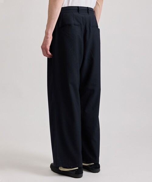 Saturdays NYC(サタデーズ ニューヨークシティ )の「Jordy Two Pleat Pant(スラックス・メンズ・ネイビー/ライトグレー・L/M/S/XL/X-SMALL)」の12枚目の写真