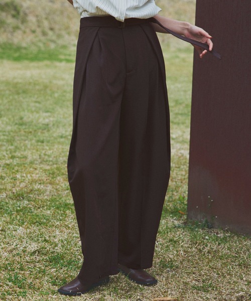 hellam（へラム）の「サイドラップパンツ（スラックス・レディース・ブラック/グレイッシュベージュ/ブラウン/チャコール・FREE）」の3枚目の写真