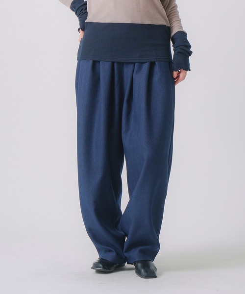 WHYTO.(ホワイト)の「「WHYTO. / ホワイト」タックデザイントラウザー(その他パンツ・レディース・チェック/ネイビー/ブラック・36/38)」の1枚目の写真