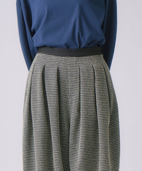 WHYTO.(ホワイト)の「「WHYTO. / ホワイト」タックデザイントラウザー(その他パンツ・レディース・チェック/ネイビー/ブラック・36/38)」の16枚目の写真