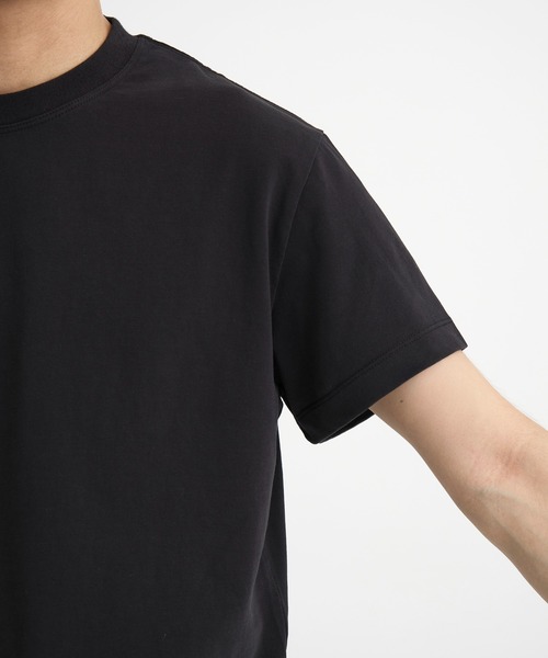 alvana（アルヴァナ）の「別注 JUST FIT TEE（Tシャツ/カットソー・メンズ・ブラック/ホワイト/ブラック系その他2・1/2/3）」の5枚目の写真