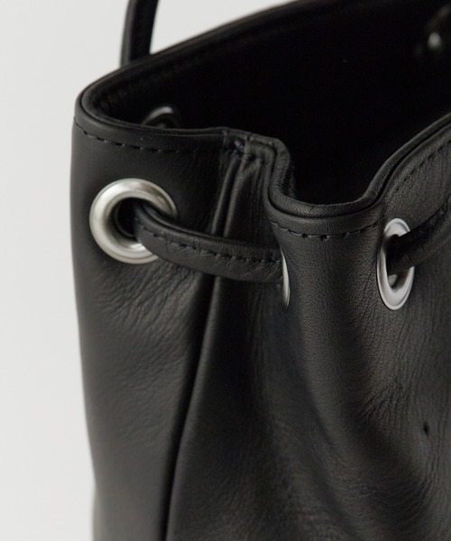 MR.OLIVE(ミスターオリーブ)の「MR.OLIVE/ミスターオリーブ IMPERMA-LEATHER 2WAY SMALL CYLINDER BAG シリンダーバッグ(ショルダーバッグ・メンズ・ブラック・FREE)」の10枚目の写真