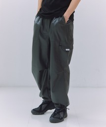 メンズのパンツ（合成皮革/人工皮革）ファッション通販 - ZOZOTOWN