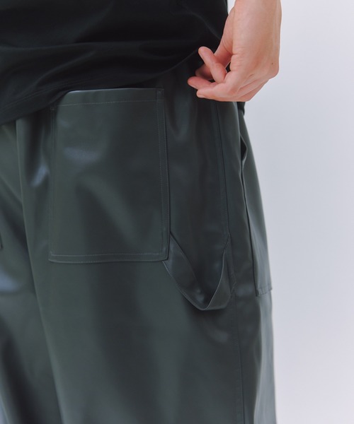 MILITARY(ミリタリー)の「【SETUP7】PU Cargo Trousers / PUレザーカーゴパンツ ワイドシルエット(カーゴパンツ・メンズ・ブラック/グレー/ブラウン・M/L)」の11枚目の写真