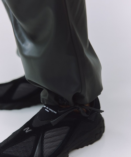 MILITARY(ミリタリー)の「【SETUP7】PU Cargo Trousers / PUレザーカーゴパンツ ワイドシルエット(カーゴパンツ・メンズ・ブラック/グレー/ブラウン・M/L)」の12枚目の写真