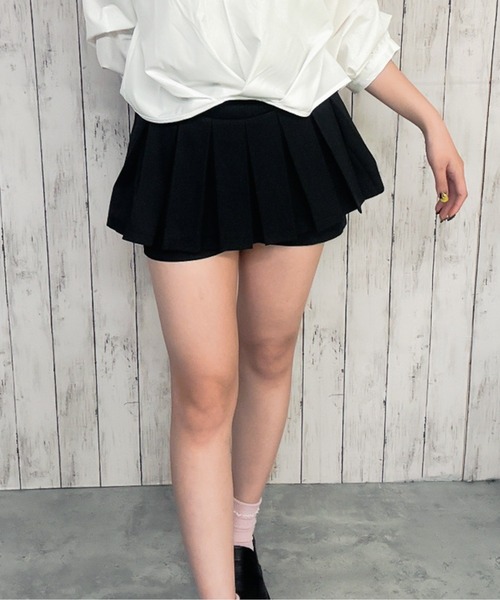 GORGE(ゴージ)の「《プリーツ×裏地付き》レディース ミニショートパンツ スカパン 体型カバー 春夏秋(その他パンツ・レディース・ブラック/チャコール・F)」の6枚目の写真