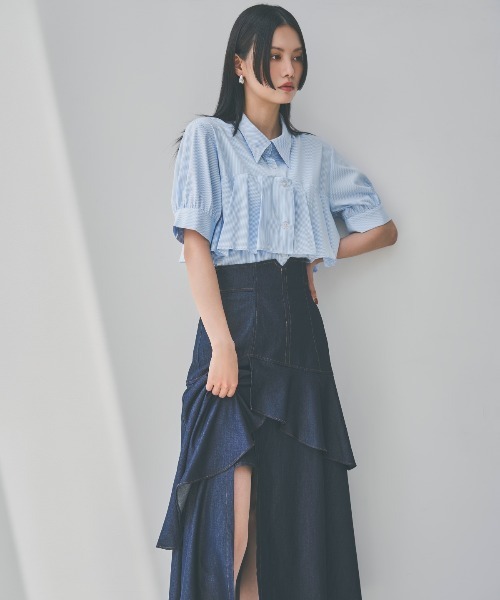 AND COUTURE(アンドクチュール)の「デニムライクレイヤードフリルスカート(スカート・レディース・ネイビー/ブルー/ブラック・SMALL/MEDIUM)」の15枚目の写真