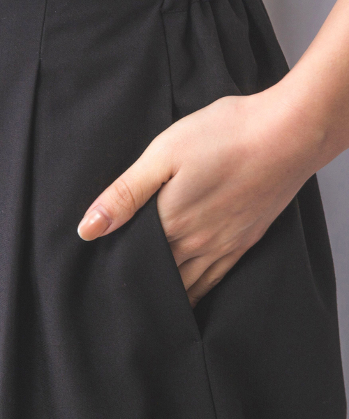 NARACAMICIE（ナラカミーチェ）の「【NARACAMICIE】【セットアップ対応】麻調合繊ワイドパンツ（その他パンツ・レディース・ブラウン/ブラック・XL/M）」の5枚目の写真