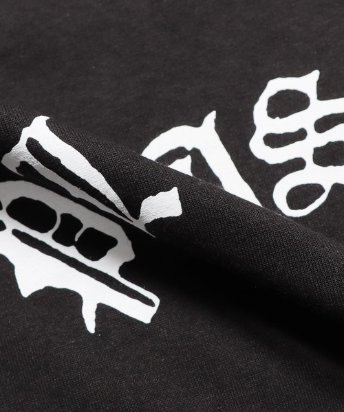 PLEASURES ロゴ GOD MADE IT クルーネック Tシャツ 送料関税込み GOD SELECTION XXX ゴッドセレクション プリント 丸首 クルー