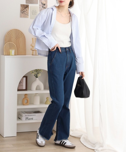 atONE（アットワン）の「コットンデニムフレアパンツ（デニムパンツ・レディース・ダークネイビー/ネイビー/ライトブルー・M/L/LL）」の11枚目の写真