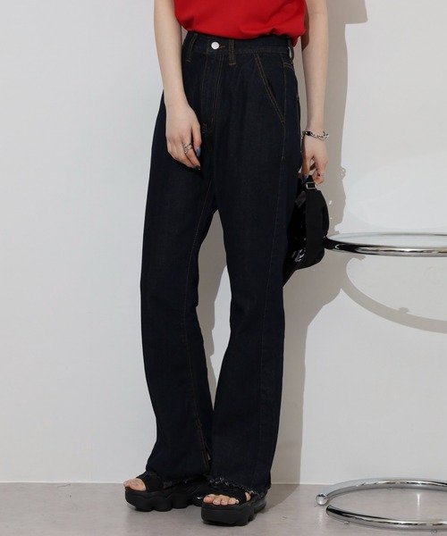 atONE（アットワン）の「コットンデニムフレアパンツ（デニムパンツ・レディース・ダークネイビー/ネイビー/ライトブルー・M/L/LL）」の12枚目の写真