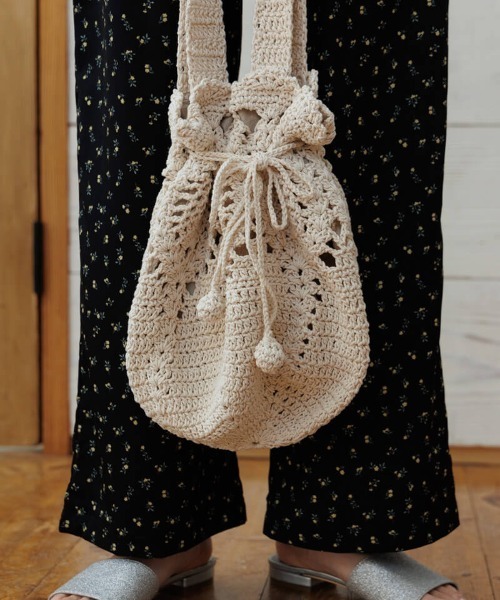 flower(フラワー)の「アーリーサマーバッグ(ショルダーバッグ・レディース・ブラウン/アイボリー・FREE)」の20枚目の写真