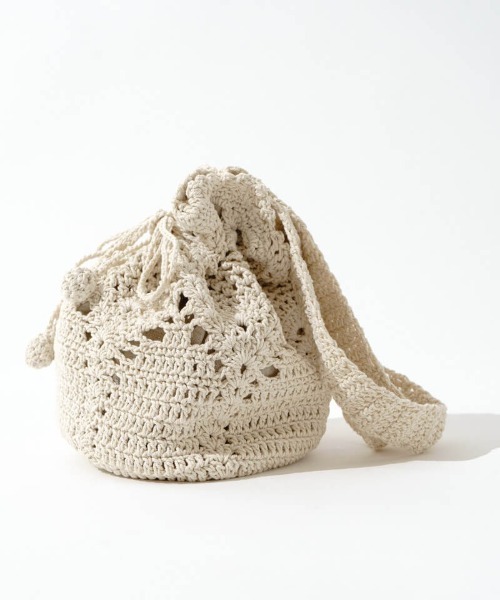 flower(フラワー)の「アーリーサマーバッグ(ショルダーバッグ・レディース・ブラウン/アイボリー・FREE)」の6枚目の写真