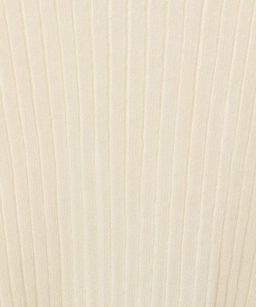 PAGEBOY(ページボーイ)の「ルーズネックシアーニットプルオーバー(ニット/セーター・レディース・ブラック/オフホワイト/ピンク系その他・FREE)」の17枚目の写真