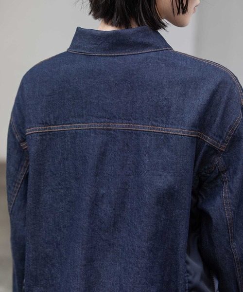 Munich(ミューニック)の「8ozデニム×ナイロンツイルドッキングトラッカージャケット(デニムジャケット・レディース・インディゴブルー/ブラック・FREE)」の19枚目の写真