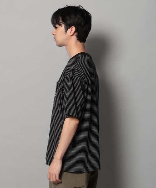 BAYFLOW（ベイフロー）の「[トレンド感]シシュウボーダーＴ（Tシャツ/カットソー・メンズ・ブルー/ブラック/ブラウン・LARGE/MEDIUM）」の14枚目の写真