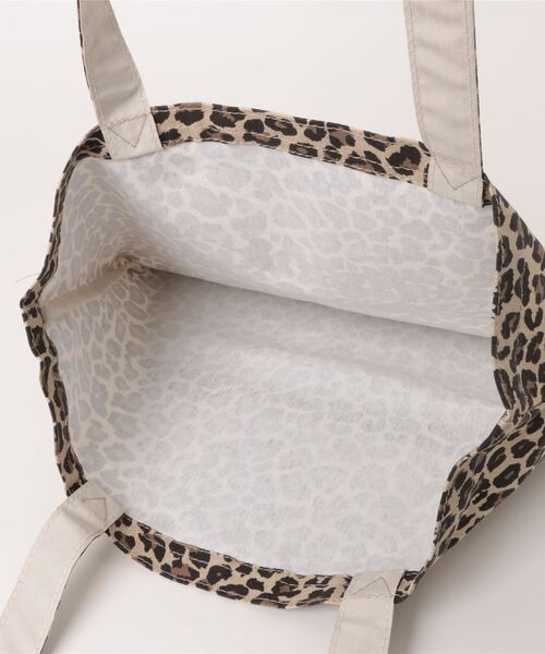 FRUIT OF THE LOOM(フルーツオブザルーム)の「【78】【FRUIT OF THE LOOM 】GRAPHIC COTTON TOTE BAG(トートバッグ・レディース・ブルー/グリーン/レオパード/ホワイト・FREE)」の8枚目の写真