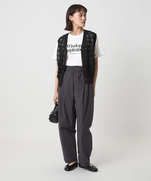 green label relaxing(グリーンレーベルリラクシング)の「ロゴ ショートスリーブ Tシャツ(Tシャツ/カットソー・レディース・オフホワイト/ブラウン系/ダークグレー/ケリーグリーン・FREE)」の15枚目の写真