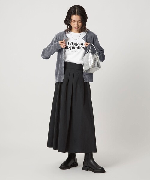 green label relaxing(グリーンレーベルリラクシング)の「ロゴ ショートスリーブ Tシャツ(Tシャツ/カットソー・レディース・オフホワイト/ブラウン系/ダークグレー/ケリーグリーン・FREE)」の17枚目の写真