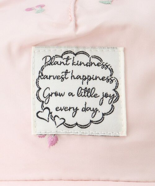 SHOO・LA・RUE（シューラルー）の「総柄刺繍メッシュキャップ（キャップ・キッズ・アイボリー系/ピンク系1・99）」の9枚目の写真