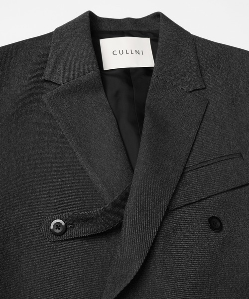 CULLNI(クルニ)の「Faux Denim Slant Belt Tailored Jacket(テーラードジャケット・メンズ・ネイビー/ブルー/ブラック・2/1/0)」の16枚目の写真