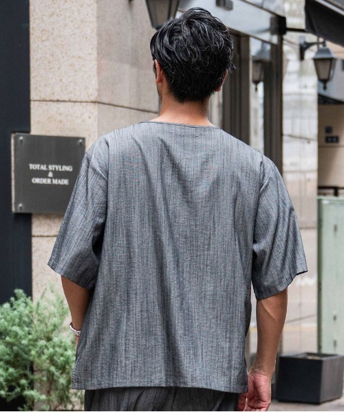 SILVER BULLET(シルバーバレット)の「『CavariA/キャバリア』布帛半袖Tシャツ(Tシャツ/カットソー・メンズ・ブルーグレー/チャコール/ブラック・L/M)」の12枚目の写真
