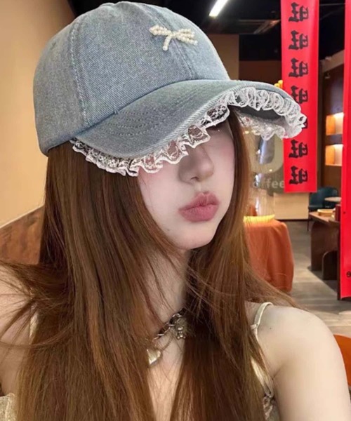 LA VORAGINE（ラ ヴォラジネ）の「パールリボン　ベースボールキャップ　帽子（キャップ・レディース・ブルー/ブラック/ネイビー・FREE）」の3枚目の写真