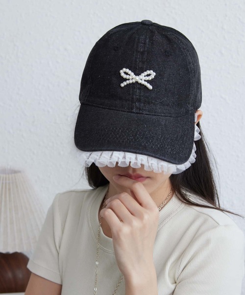 LA VORAGINE（ラ ヴォラジネ）の「パールリボン　ベースボールキャップ　帽子（キャップ・レディース・ブルー/ブラック/ネイビー・FREE）」の4枚目の写真