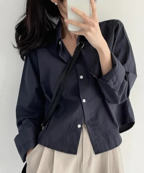 cammie（キャミー）の「ショート丈カラーシャツ（シャツ/ブラウス・レディース・イエロー/ネイビー/ミント/ブルー/ホワイト・LARGE/MEDIUM）」の18枚目の写真