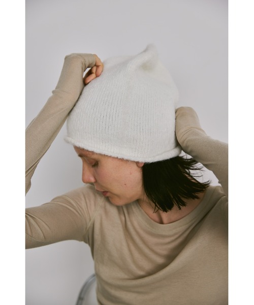 un/neu(アンノイ)の「ルーズニット帽 / ニットキャップ(ニットキャップ/ビーニー・レディース・ホワイト/ライトグレー/チャコールグレー・FREE)」の19枚目の写真