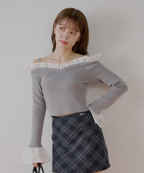 ✩ぷち✩さま専用 セール】フリルドッキングフレアスリーブニット（ニット