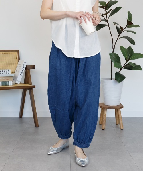 RCD（アールシーディー）の「タック入りアラジンデニムパンツ（デニムパンツ・レディース・ワンウォッシュ/ブルー・4L/3L/LL/L/M）」の21枚目の写真