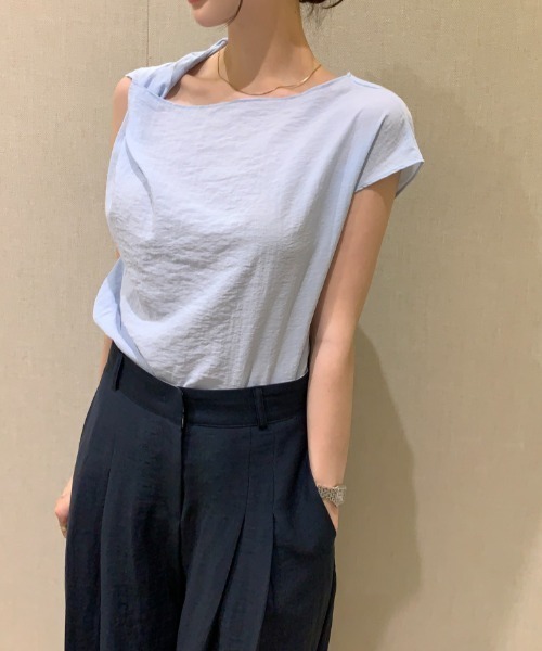 Aelina(エリナ)の「イレギュラー半袖シャツ(シャツ/ブラウス・レディース・ブルー/オフホワイト・F)」の14枚目の写真