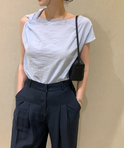 Aelina(エリナ)の「イレギュラー半袖シャツ(シャツ/ブラウス・レディース・ブルー/オフホワイト・F)」の11枚目の写真