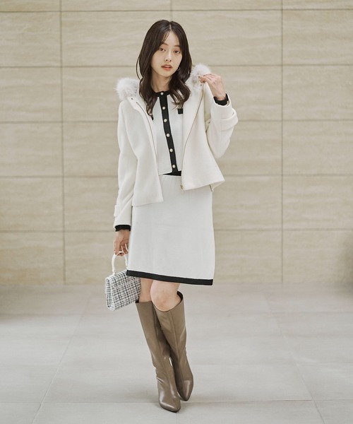 PROPORTION BODY DRESSING(プロポーションボディドレッシング)の「モッサフードフェイクファーショートコート / 1215255102(ブルゾン・レディース・ホワイト系その他/ベージュ/ブラック・MEDIUM/SMALL)」の2枚目の写真