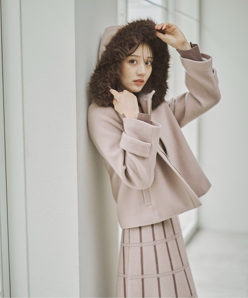 PROPORTION BODY DRESSING(プロポーションボディドレッシング)の「モッサフードフェイクファーショートコート / 1215255102(ブルゾン・レディース・ホワイト系その他/ベージュ/ブラック・MEDIUM/SMALL)」の18枚目の写真