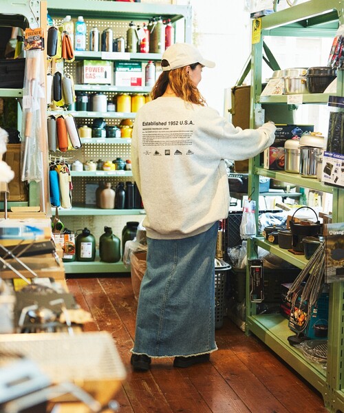FREAK'S STORE(フリークスストア)の「限定展開 KELTY×FREAK’S STORE/ケルティ 別注 ヒストリーロゴ バックプリント クルーネックスウェット(スウェット・メンズ・ブラック/アッシュグレー/スミクロ/グレイッシュベージュ・SMALL/LARGE/MEDIUM)」の13枚目の写真