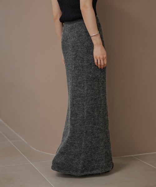 LAULEN(ローレン)の「wool mohair blend knit skirt /ウールモヘアブレンドニットスカート(スカート・レディース・チャコールグレー/ベージュ・FREE)」の7枚目の写真