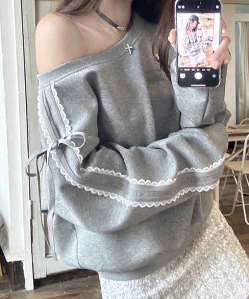 Teem Store(チームストア)の「袖レースリボンワンショルスウェット(スウェット・レディース・グレー/ネイビー・M/L)」の20枚目の写真