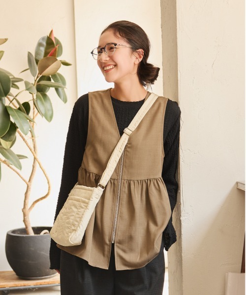 すっきり見え】【HONEYSUCKLE ROSE】ウール調ペプラムベスト