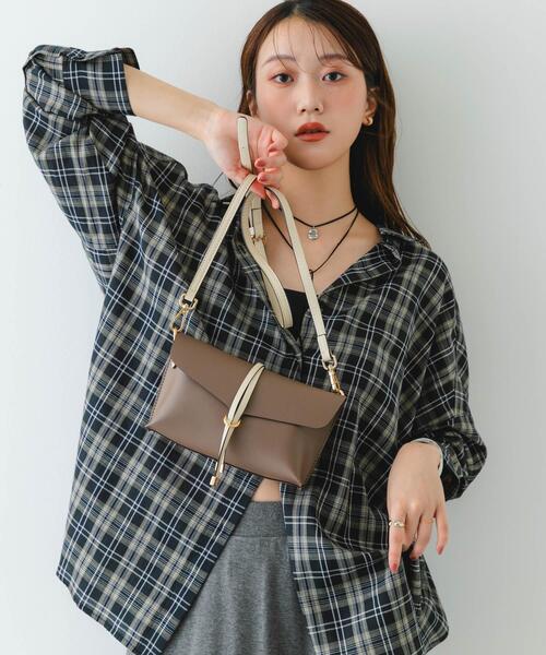 RODE SKO（ロデスコ）の「横型モバイルポシェット（ショルダーバッグ・レディース・ブラウン系その他/シルバー/ブラック・ONE）」の20枚目の写真