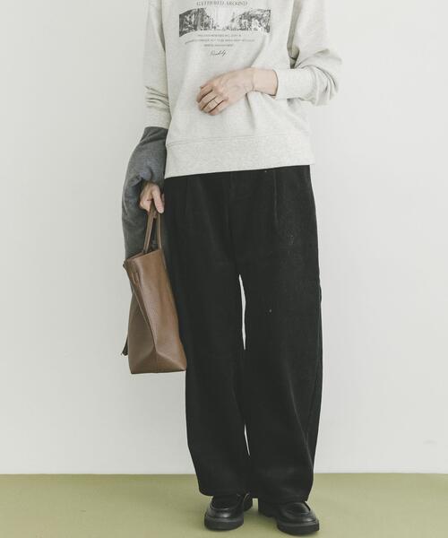 ITEMS URBANRESEARCH（アイテムズ アーバンリサーチ）の「コーデュロイバレルパンツ（その他パンツ・レディース・ブラック/レッド系その他/ベージュ・FREE）」の4枚目の写真