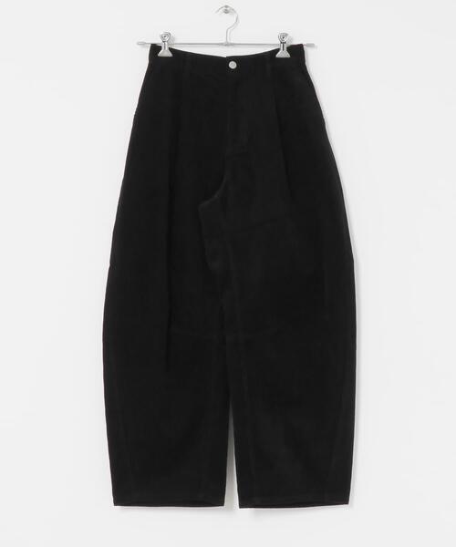 ITEMS URBANRESEARCH（アイテムズ アーバンリサーチ）の「コーデュロイバレルパンツ（その他パンツ・レディース・ブラック/レッド系その他/ベージュ・FREE）」の10枚目の写真