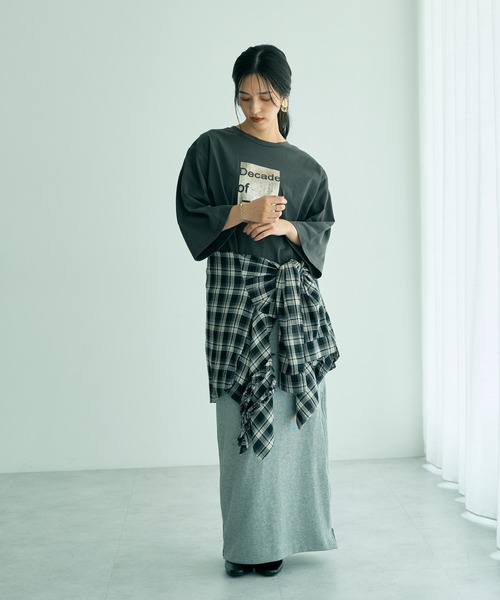 Editt by YECCA VECCA（エディットバイイェッカヴェッカ）の「ヴィンテージ風箔プリントロゴTee（Tシャツ/カットソー・レディース・ダークベージュ/グレー・FREE）」の15枚目の写真