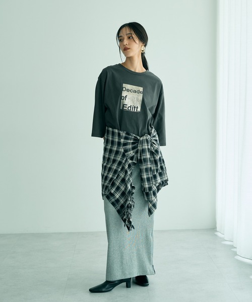 Editt by YECCA VECCA（エディットバイイェッカヴェッカ）の「ヴィンテージ風箔プリントロゴTee（Tシャツ/カットソー・レディース・ダークベージュ/グレー・FREE）」の16枚目の写真